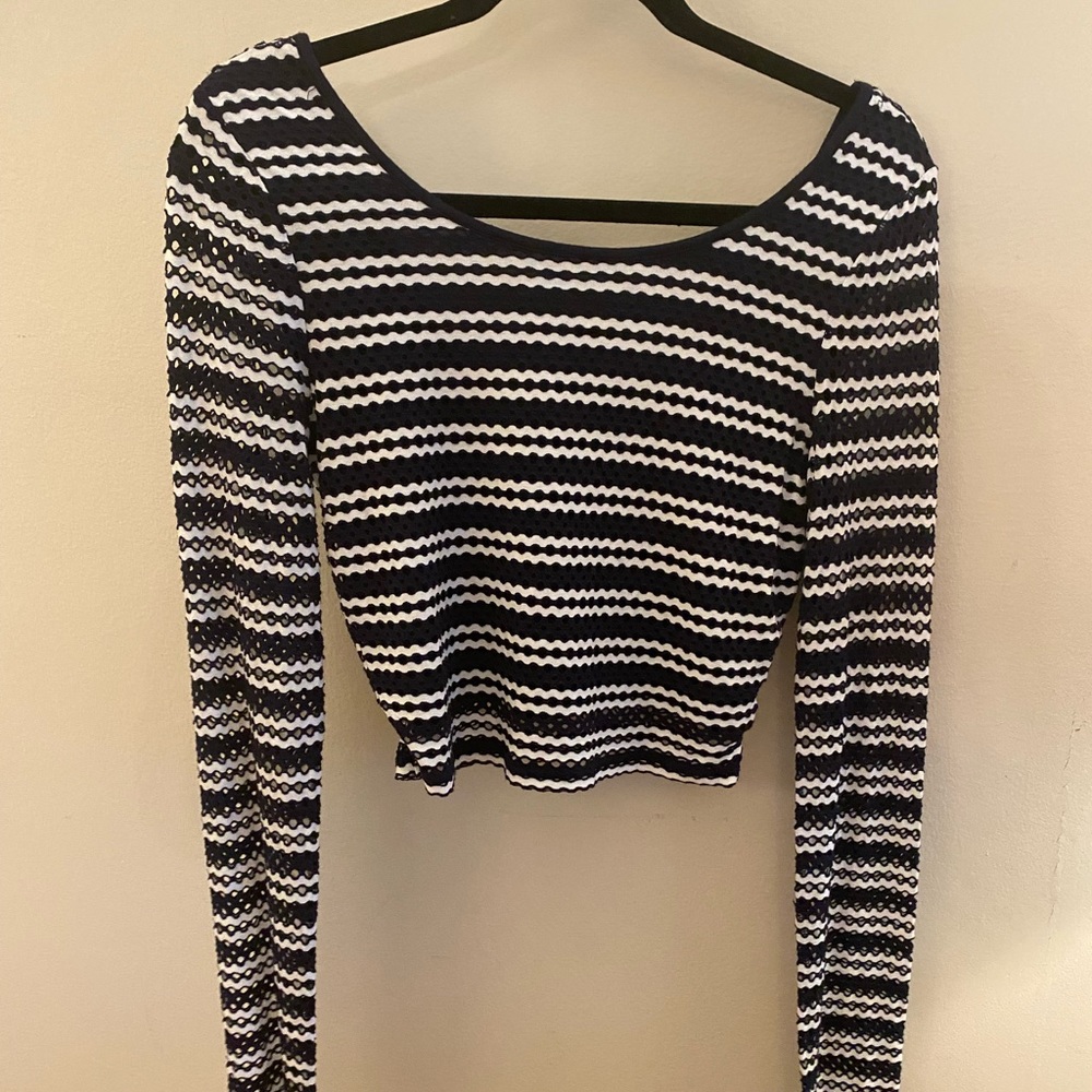 Blue and White Crop Top long sleeve